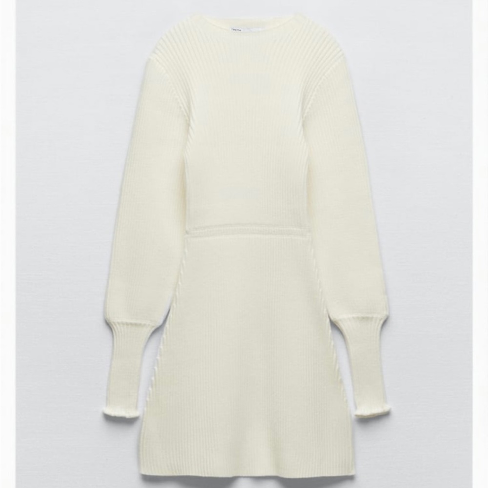 ZARA - SKATER KNIT DRESS - 5536/146 - SIZE SMALL - SOLD OUT - WHITE - WORN ONCE